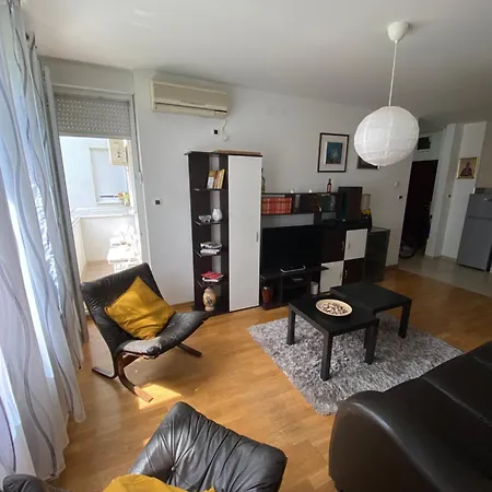 Modern Hideaway Apartment